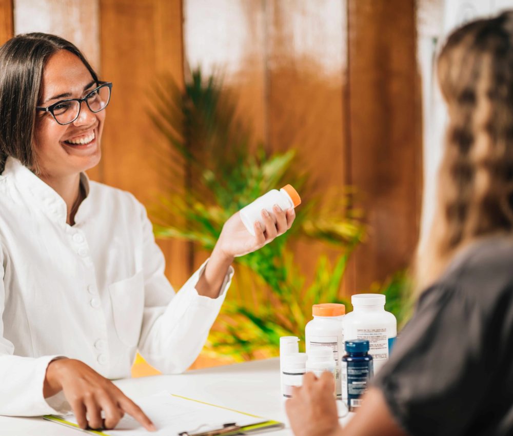 functional-medicine-female-practitioner-recommendi-2024-10-18-09-49-42-utc-2